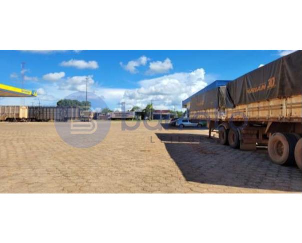 Foto de IMÓVEL COMERCIAL POSTO DE GASOLINA | A.T. 3.900,75m² | CEREJEIRAS RO