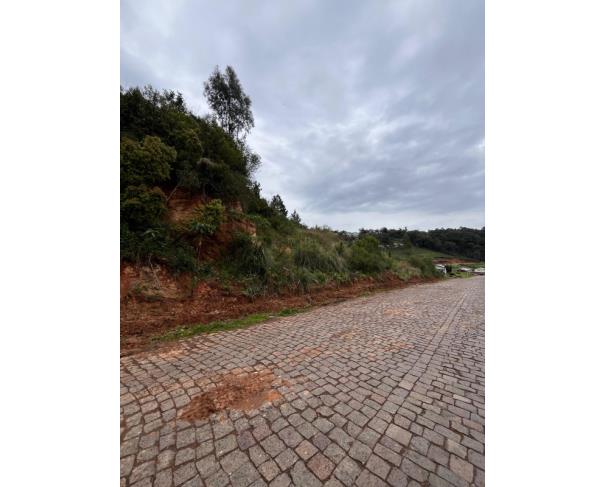 Foto de TERRENO URBANO | A.T. 600,00 M² | ARVOREZINHA/RS.