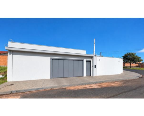 Foto de CASA – A.T 304,72M² l A.C. 179,53 m², JARDIM VENEZA, BATATAIS/SP.